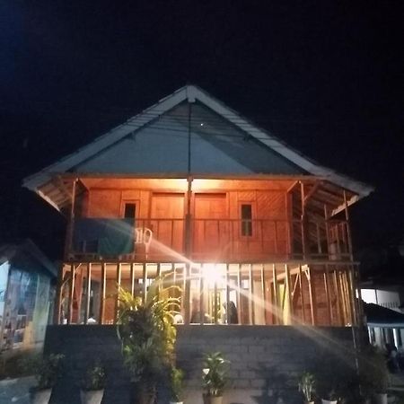Jaya Homestay Tetebatu Exteriér fotografie